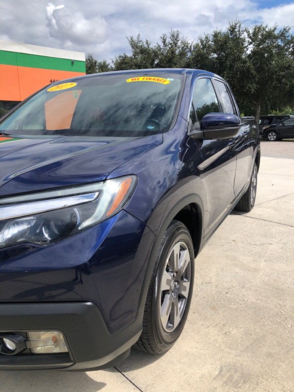 2017 Honda Ridgeline Image 16