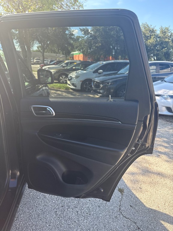 2018 Jeep Grand Cherokee Image 9