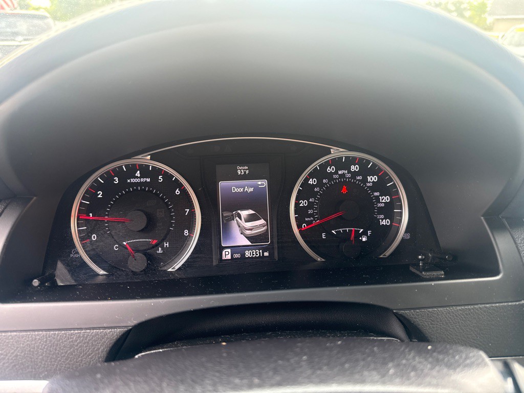 2016 Toyota Camry Image 23