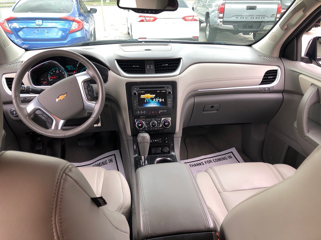 2015 Chevrolet Traverse Image 11