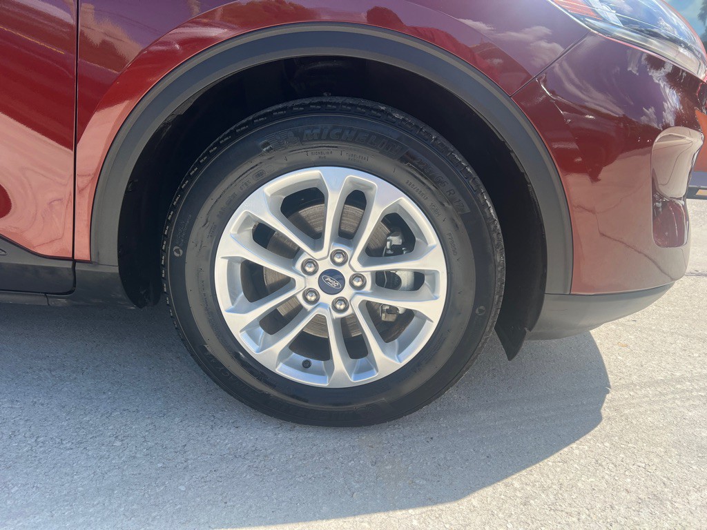 2021 Ford Escape Image 4