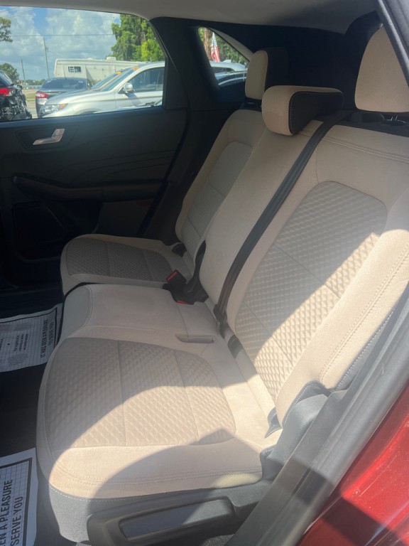 2021 Ford Escape Image 23