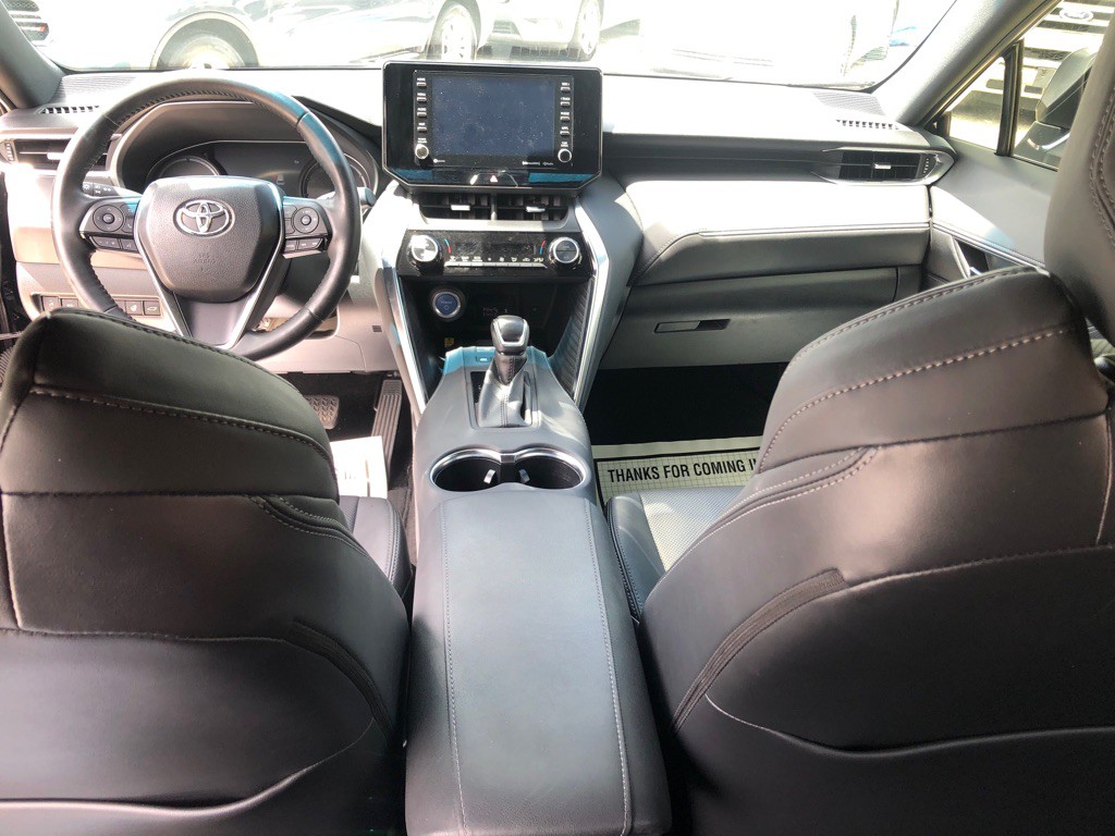 2021 Toyota Venza Image 13