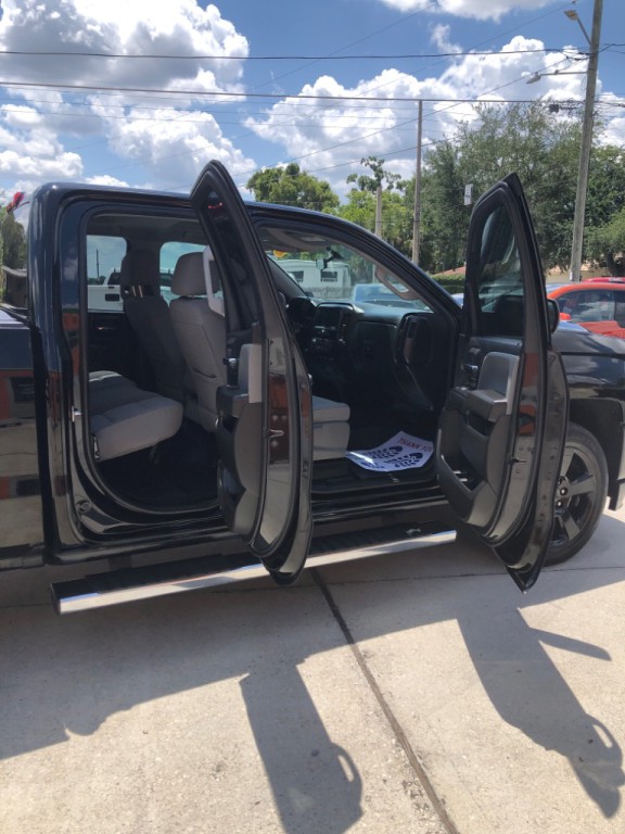 2018 Chevrolet Silverado 1500 Image 17