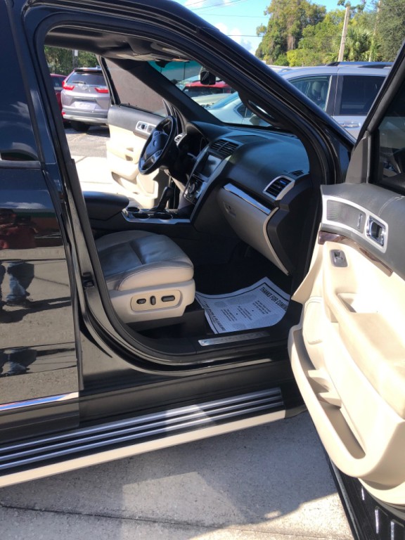 2015 Ford Explorer Image 10