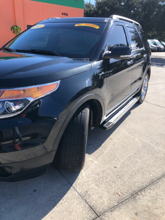 2015 Ford Explorer Image 18