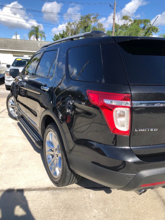 2015 Ford Explorer Image 22