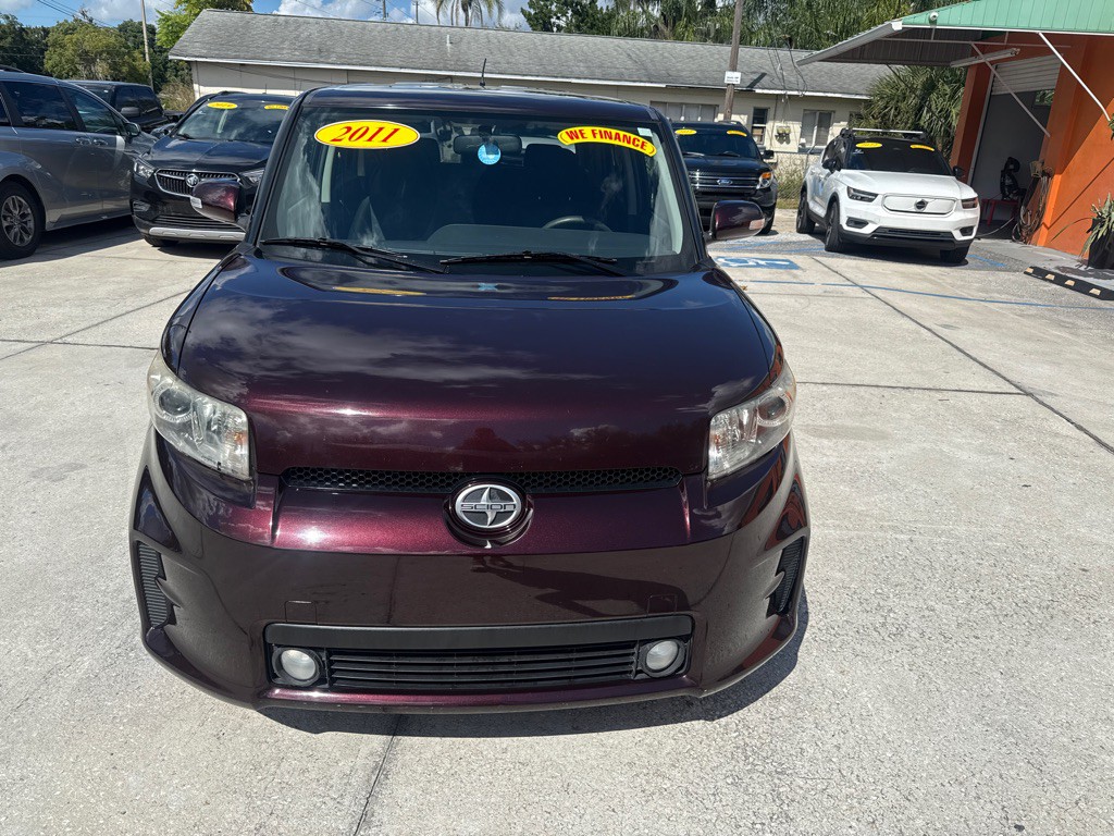 2011 Scion xB Image 2