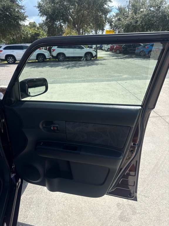2011 Scion xB Image 6