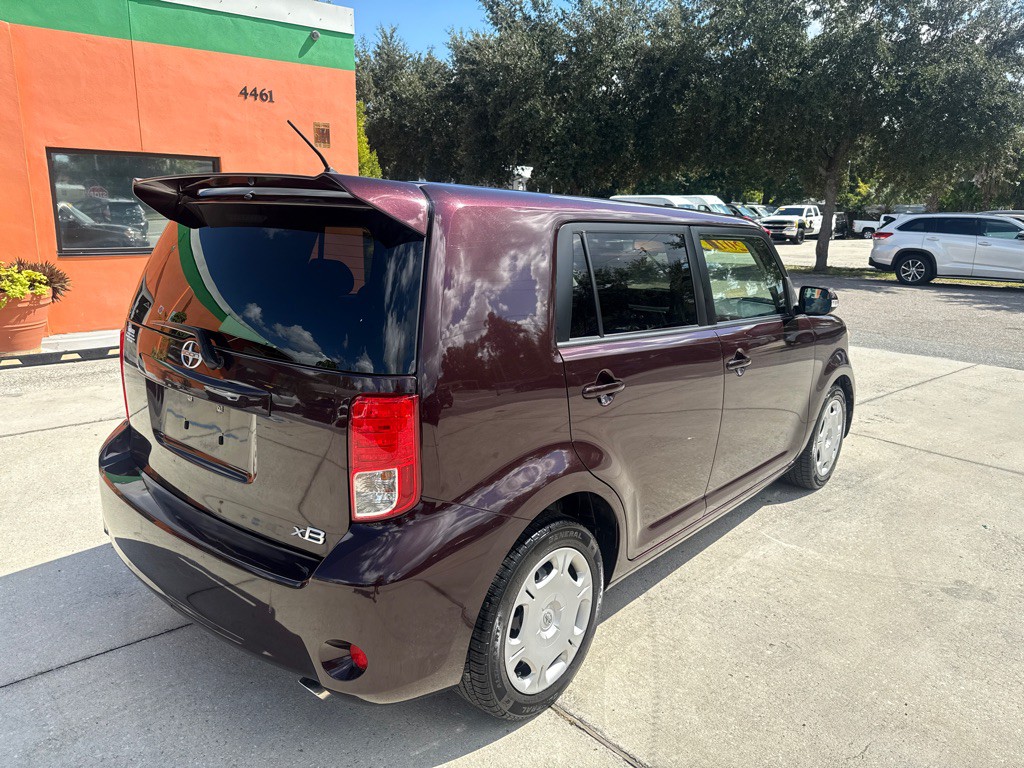 2011 Scion xB Image 15