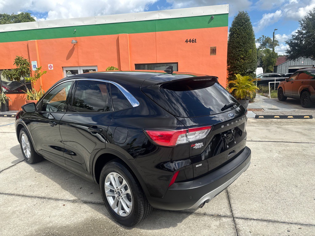 2021 Ford Escape Image 20