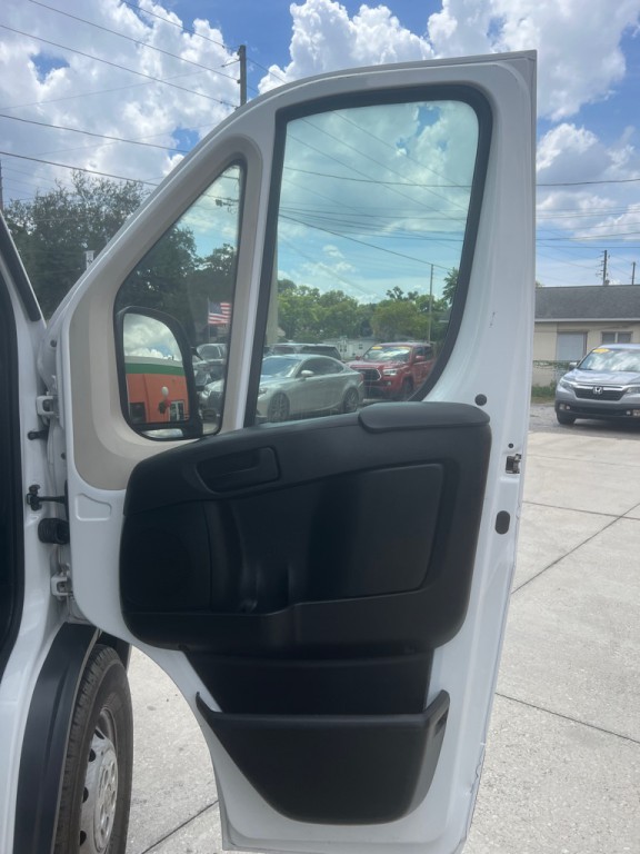 2017 RAM Promaster Image 6