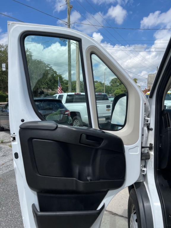2017 RAM Promaster Image 23