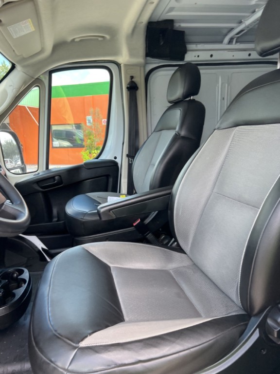 2017 RAM Promaster Image 24