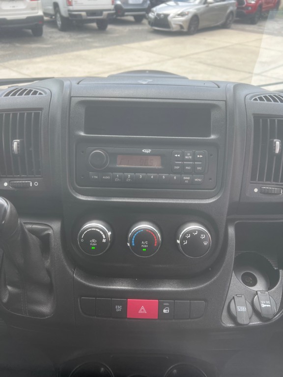 2017 RAM Promaster Image 39