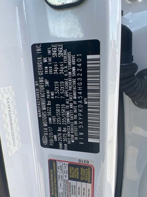 2017 Kia Sorento Image 18