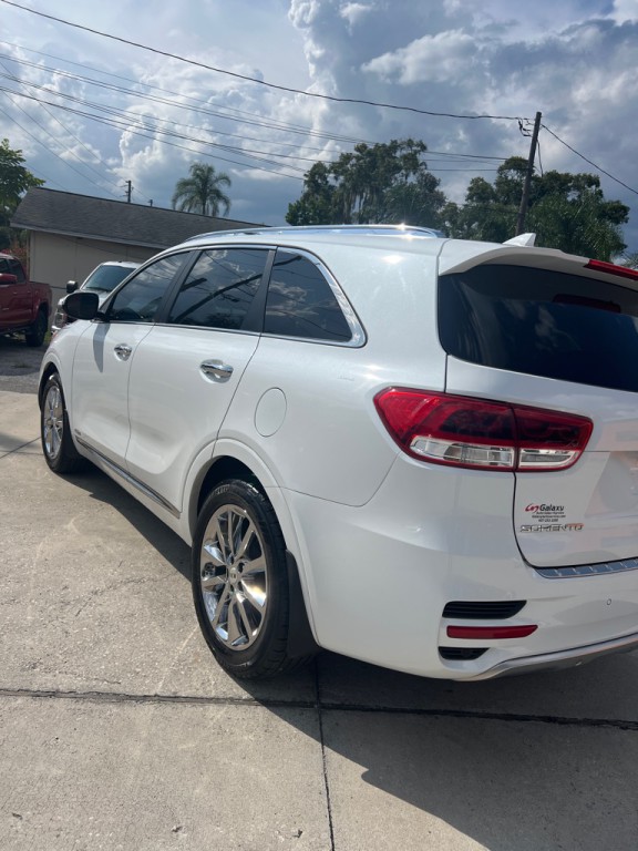 2017 Kia Sorento Image 19