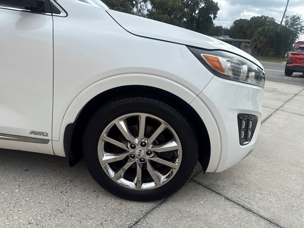 2017 Kia Sorento Image 27