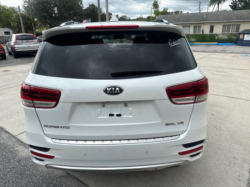2017 Kia Sorento Image 39