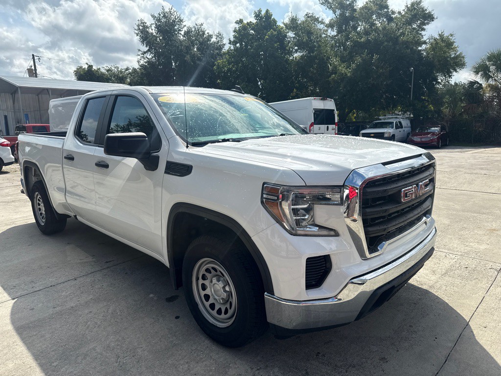 2020 GMC Sierra Image 3