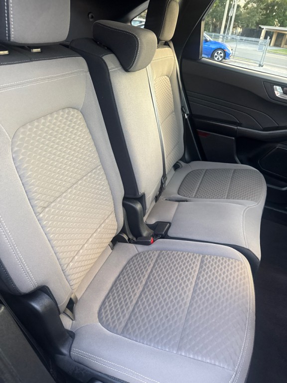 2021 Ford Escape Image 10