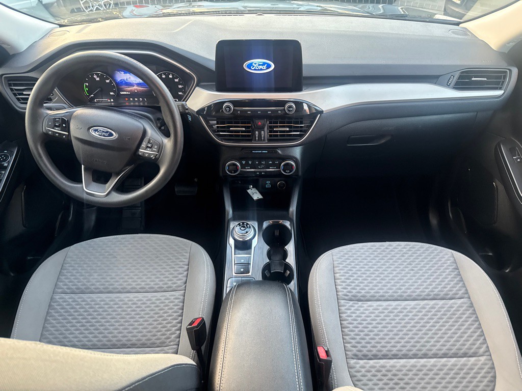 2021 Ford Escape Image 11