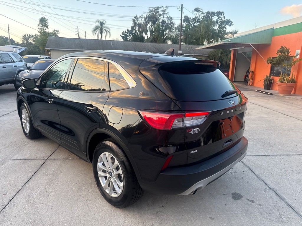 2021 Ford Escape Image 20