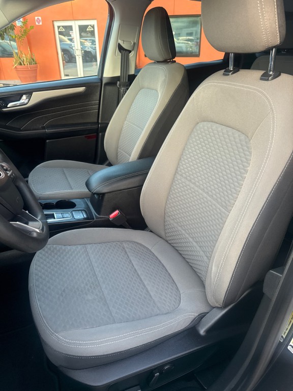 2021 Ford Escape Image 25