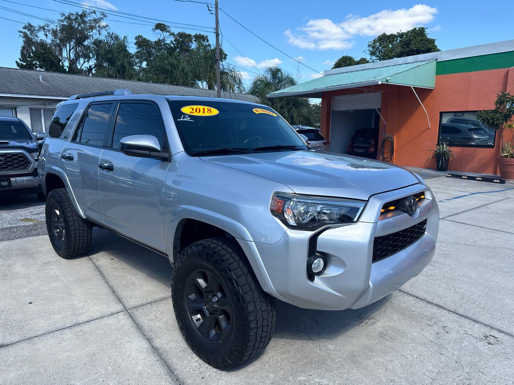 2018 Toyota 4Runner Image 3