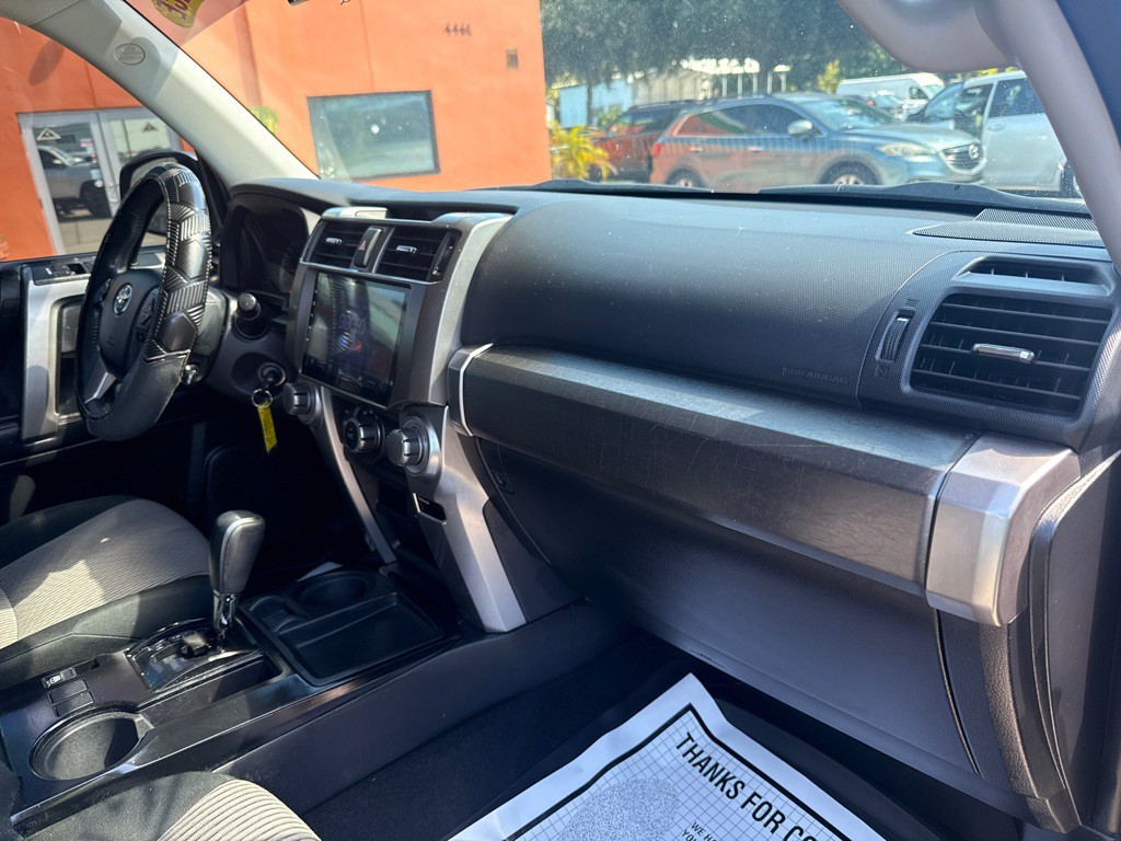 2018 Toyota 4Runner Image 8