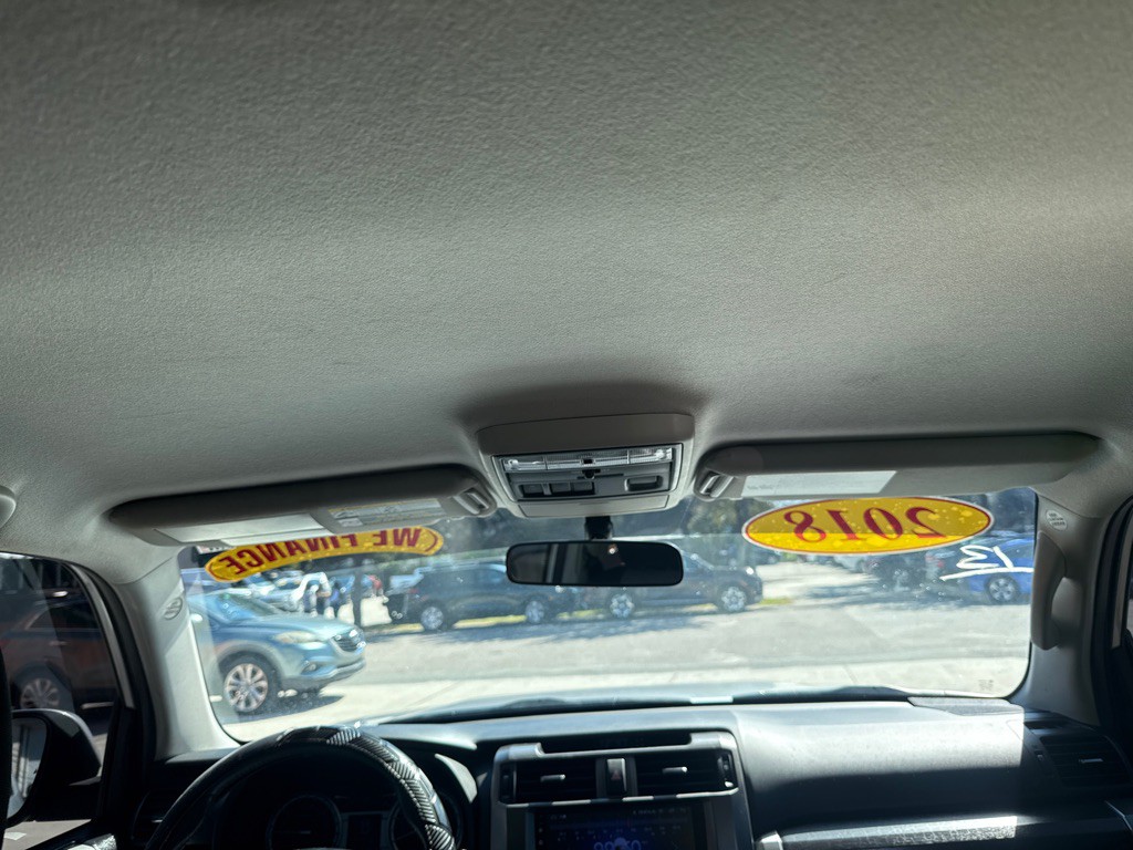 2018 Toyota 4Runner Image 15