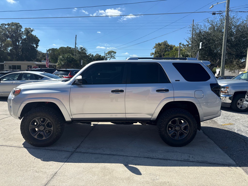 2018 Toyota 4Runner Image 19