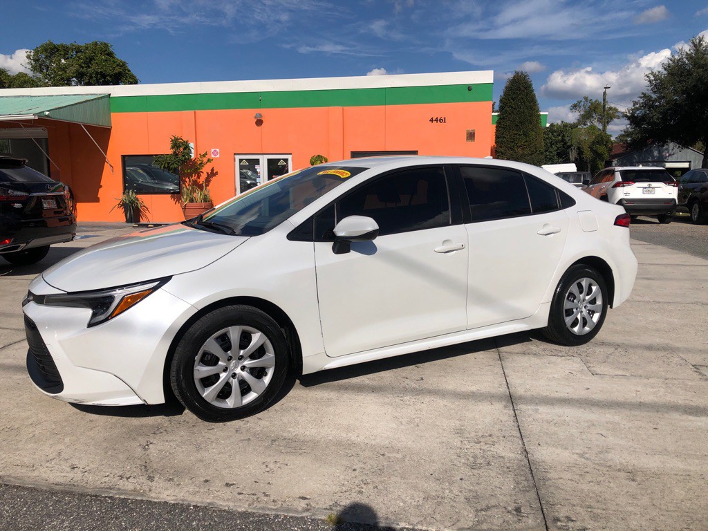 2023 Toyota Corolla Image 4