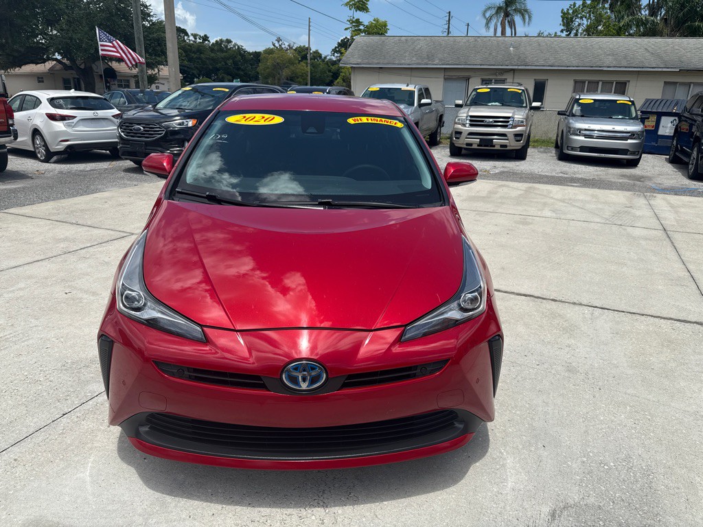 2020 Toyota Prius Image 2