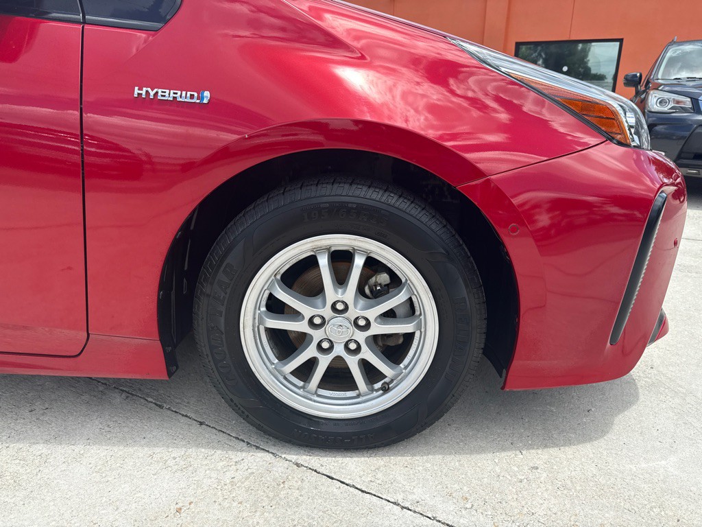 2020 Toyota Prius Image 4