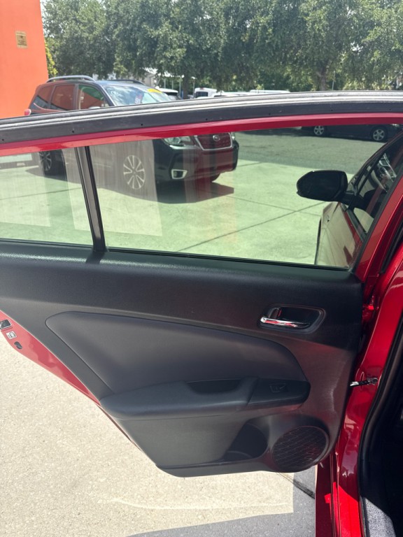 2020 Toyota Prius Image 23