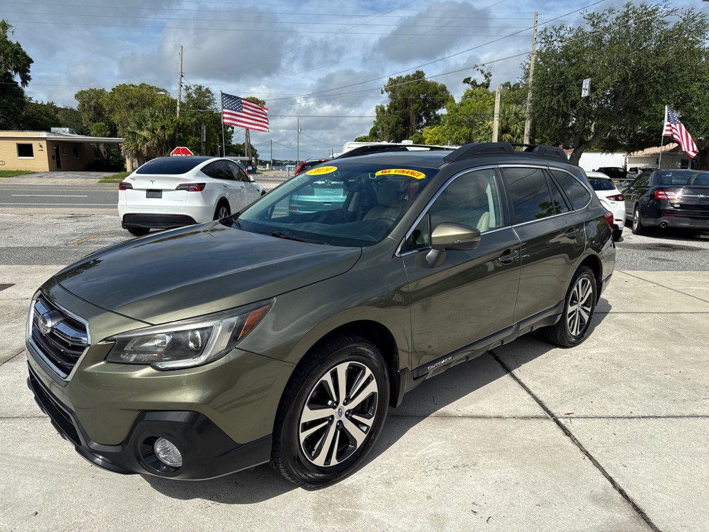 2019 Subaru Outback Image 1