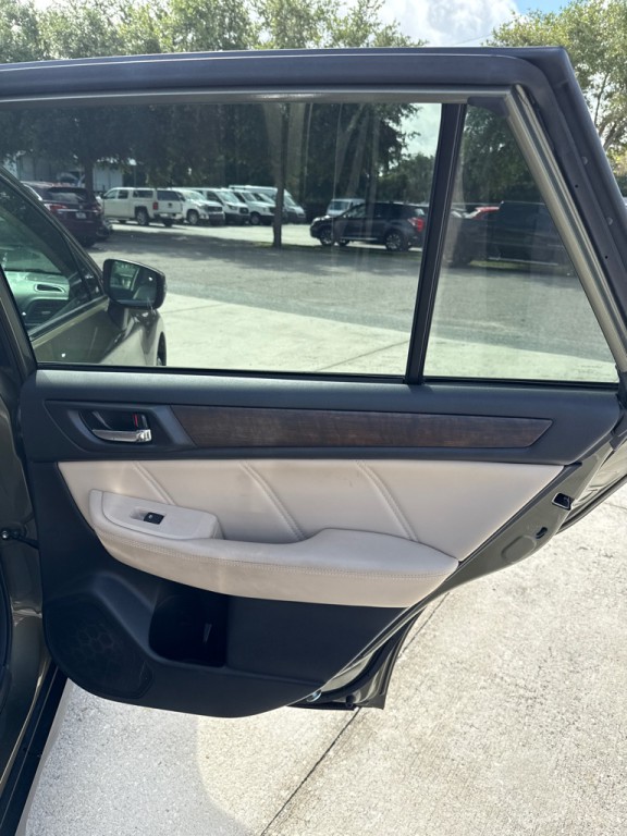 2019 Subaru Outback Image 9