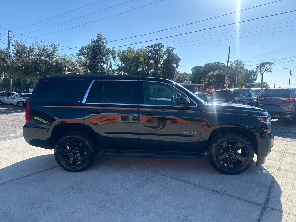 2017 Chevrolet Tahoe Image 5