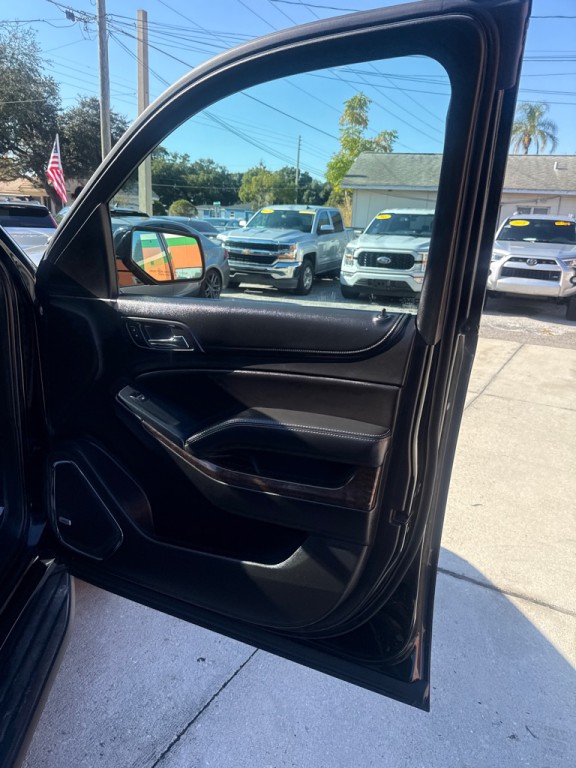 2017 Chevrolet Tahoe Image 6