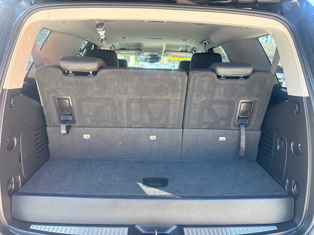 2017 Chevrolet Tahoe Image 19