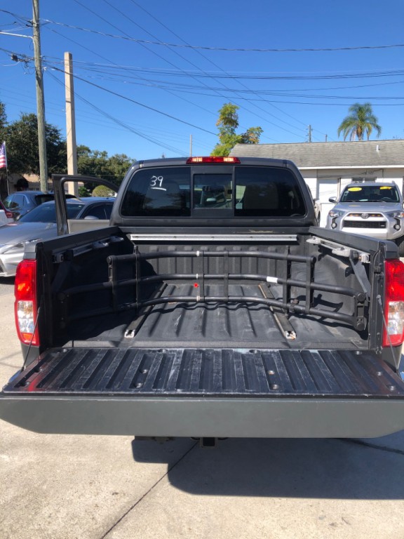 2015 Nissan Frontier Image 8