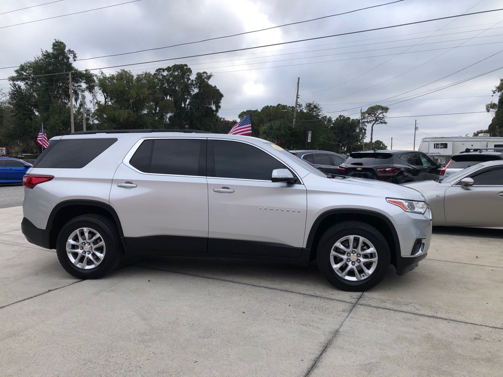 2019 Chevrolet Traverse Image 2