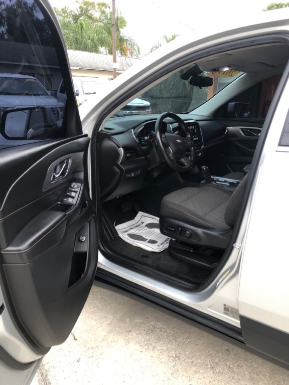 2019 Chevrolet Traverse Image 3