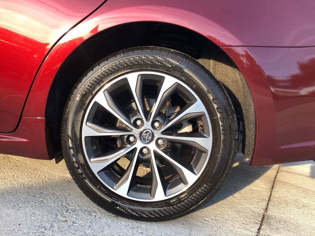 2017 Toyota Avalon Image 5