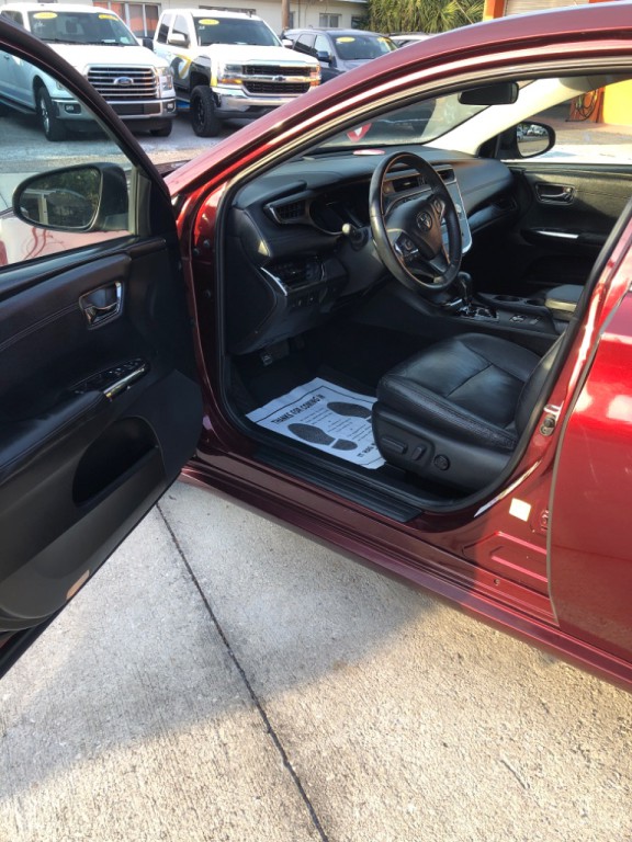 2017 Toyota Avalon Image 6