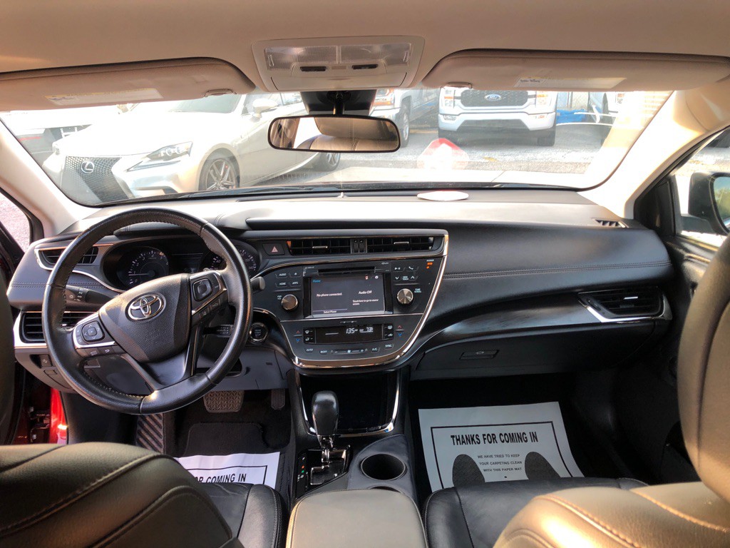 2017 Toyota Avalon Image 11