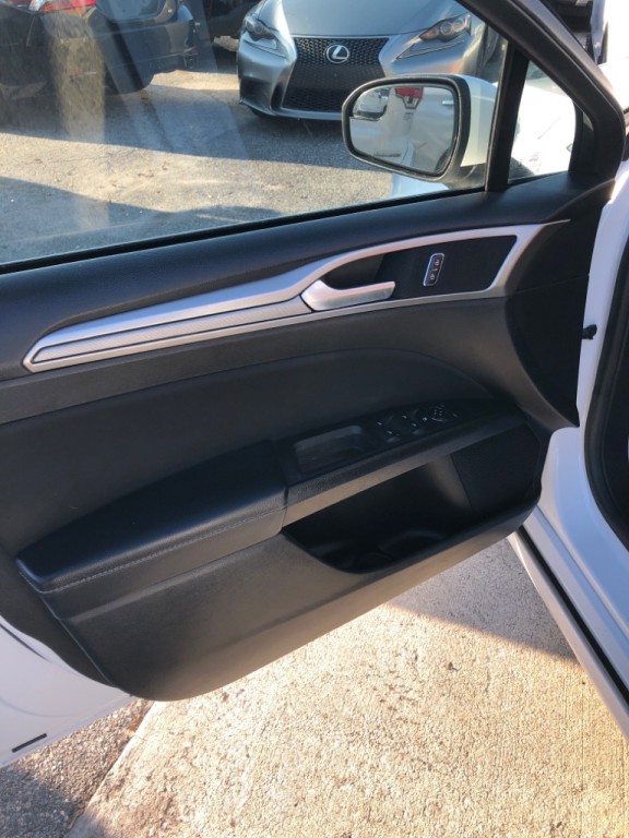 2018 Ford Fusion Image 13