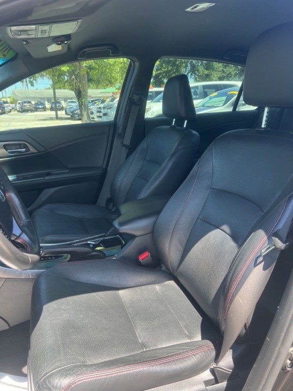 2017 Honda Accord Image 9