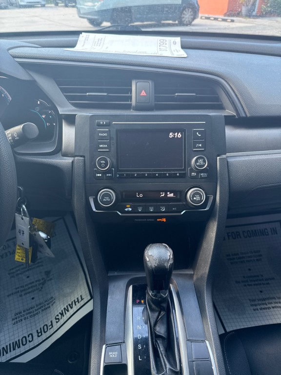 2019 Honda Civic Image 14